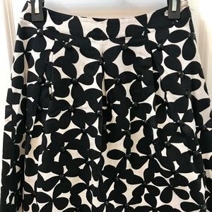 Black & white floral print skirt great work skirt
